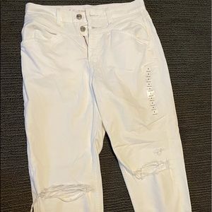 American eagle, whits high waist jeans w/ fringe